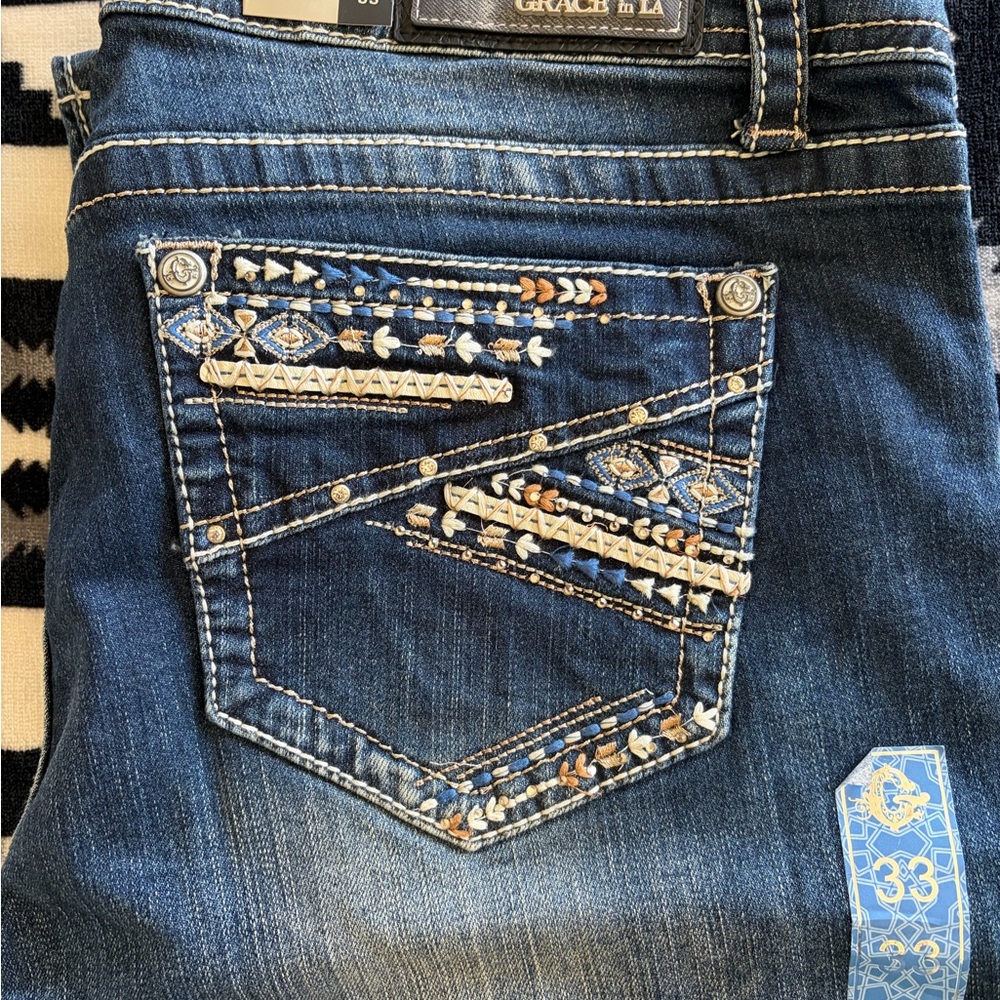 Grace in LA Women's Dark Blue Boot Cut Jeans with Embellished Back Pockets - Picture 4 of 8